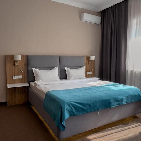 Keremet Hotel Almaty Ngoại thất bức ảnh