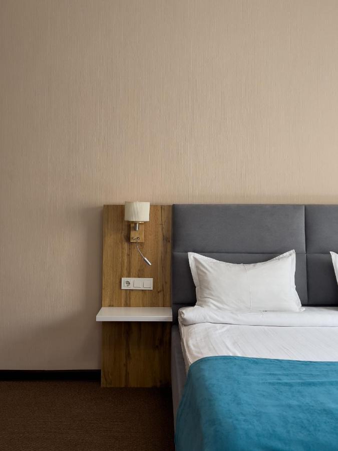 Keremet Hotel Almaty Ngoại thất bức ảnh