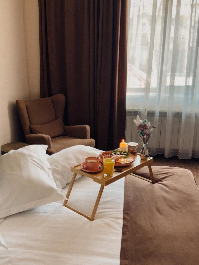 Keremet Hotel Almaty Ngoại thất bức ảnh
