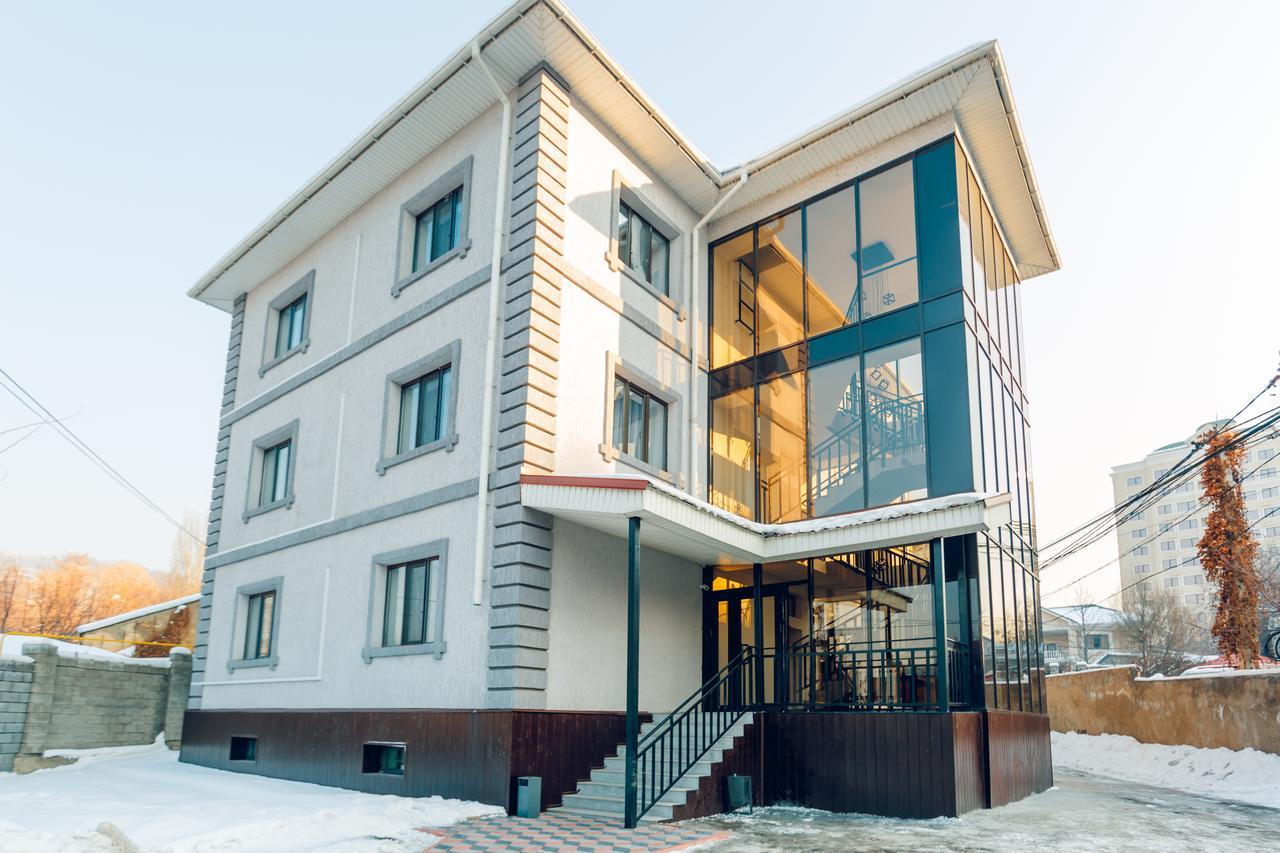 Keremet Hotel Almaty Ngoại thất bức ảnh
